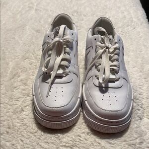 White Women's Sneakers